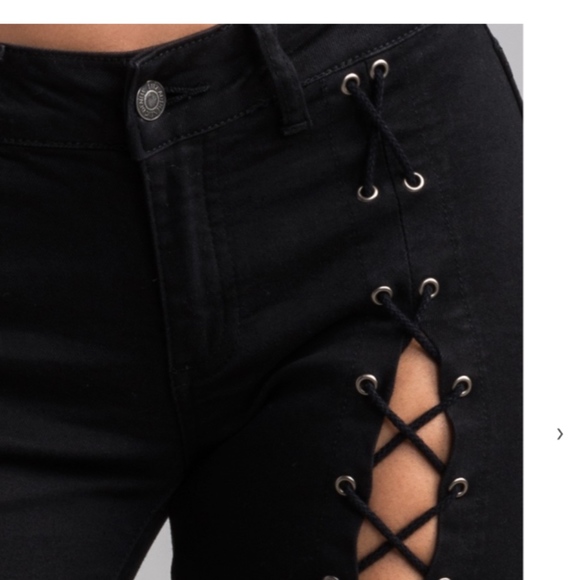LACE IT UP Loretta Low Rise - Black Skinny Jeans - Picture 5 of 8